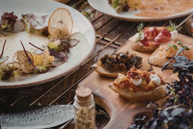 Как организовать кейтеринг для детей: особенности меню для детских садов и праздников